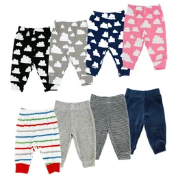 Spodnie miodnie nowonarodzone spodnie dziecięce ubrania dla chłopców i dziewcząt w wieku od 0 do 12 miesięcy stałych kolorów dżinsowe dżinsy unisex spodni D240517