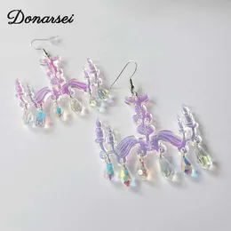 Brincos pingentes de cristal de laser de moda Dangle Donarsei, adequado para mulheres, abrigo de pendente barroco reflexivo de luxo D240516