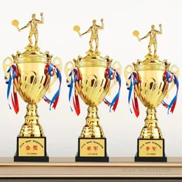 Creative personalizada Metal Badminton Trophy Tennis Volleyball Tennis Games School Games Competition Gifts Home Decoration 1PC 240508