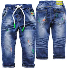 Byxor 4087 barns vår höstbygror pojkar byxor mjuka denim byxor marinblå barnmode mode ny elastisk midja D240517