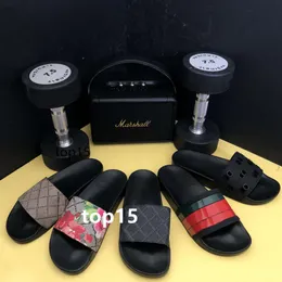 Erkekler için Tasarımcı Sandaletler Düz Topuklular Slaytlar Moda Lüks Çiçek Sliders Dişli Sole Claquettes Mules Scuffs Bayanlar Odası Brocade Slippers Beach Sandale