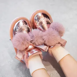 Dzieciowe buty śnieżne dla dziewcząt Pluszowe ciepłe bawełniane buty swobodne kostki różowe dzieci księżniczki Bota Infantil Menina 240516
