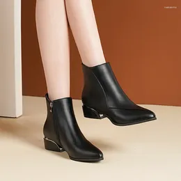 Boots Luxus europäische und amerikanische Kurzärmel -Frauen 2024 Herbst Winter Minimalistischer Stil Bare Trafza Pendeln