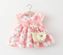 Девушка платья 2023 летние наряды малыш рожденная детская одежда милые цветы без рукавов хлопковое принт Принцесса пляжный платье sunhat6162441