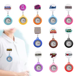 Andere Wohnkultur Cartoon Text Clip Pocket Uhren Halsblatt Uhrenstil Doktor Krankenschwester für Frauen und Männer stecken mit Secondhand Stethosco otbyl