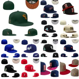 Оставленный дизайнерский размер Бейсбол Футбол Flat Casual Caps Письмо вышивать хлопок All Teams Sport World Patched Full Locked Ed Hats с коробкой и подарочным пакетом