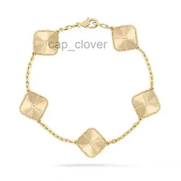 designer bracelets Van Clover Bracelet Four Leaf Clover 18K Gold Love Bangle Pendant Sparkling Crystal Diamond for Women Girl Wedding Mother Day Jewelry with box