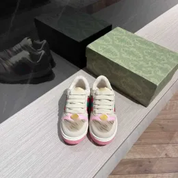 Sneaker per bambini scarpe da ginnastica per ragazzi per ragazzi scarpe di giunzione in cuoio in tela rosa chiaro, dimensioni 2635 con scatola