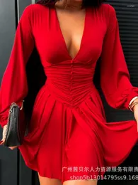 Lässige Kleider tauchen gerissene Laternenhülsenkleid Frauen rot gegen Nackenfalten Mini hohe Taille Elegante Party Herbst 2024 Vestidos