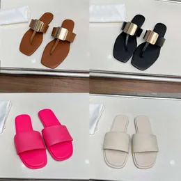 Tasarımcı Slaytlar Tanga İzleyicileri Jelly Sandals Metal Tepe Üst Çift Çift Çıkan Yaz Ayakkabıları Kutu 567