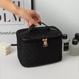 Schwarze Premium-Make-up-Tasche mit großer Kapazität mit großer Kapazität, multifunktionaler kosmetischer Organizer, fleckresistenter, handhelder Quadratbeutel