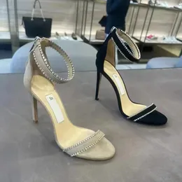 Tasarımcı Moda Paris Kadın Yüksek Topuk Sandal Patent Deri Kare Tepe Ayak Bilgi Strap Düğün Elbise Heels Lady Pop ile Kutu Boyutu 34-42