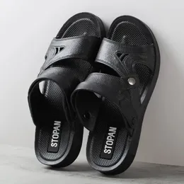 Sandálias de pvc masculinas chinelas de verão sandálias de lasca ao ar livre sapatos de chinelos romanos de ponta de ponta de chinelos casuais 240515