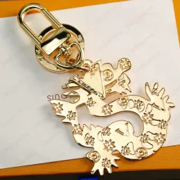 Lanyards Gold Key Chain Ring Designer Keychain Marke Mode für Geschenk Männer Frauen Autozubehör Brief Luxusleder hochwertiger Schmuck Schmuck