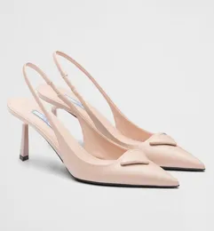Nya eleganta kvinnliga sandaler skor sommarpromenad vit naken svart hög häl klänning patent triangel lady slingback pekade tå pumpar designer kvinnor sandal sko eu35-41 låda