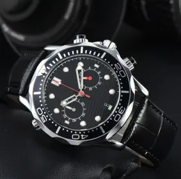 Nowy luksusowy zegarek męski zegarki na całe wybieranie kwarcowych Watch Wysokiej jakości chronograf gumowy pasek Mężczyzny moda akcesoria