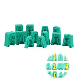 12pcsset 3D Silikon Schachkuchenformen Schimmel für Pralinen Gebäck Eis Backwerkzeuge kreativer grüner Dessert Fondant Form T4577564