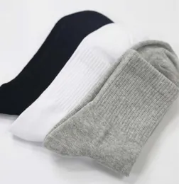 10pairs Hochqualität lässige MEN039S Business Socken für Männer Baumwollmarke Herbst Herbst Winter Schwarz weiß Socken Meias Homens Big S9079855