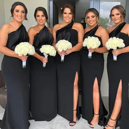 Mermaid Black New Bridesmaid Dresses Vestidos de um ombro dividido no chão Country Plus Size Size Madden Honor Vestes Convidado de casamento DR 241H