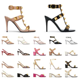 Lyx modedesigner kvinnor sandaler damer höga klackar svart vit naken rosa silver läder nit med pumpt pumpar slingback häl loafers skor storlek 35-42