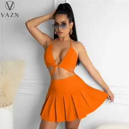 Рабочие платья Vazn 2024 Solid Beach Young Sexy Sexy Little Chop halter без спины плиссированные мини -юбки с высокой талией худые женщины 2 куски