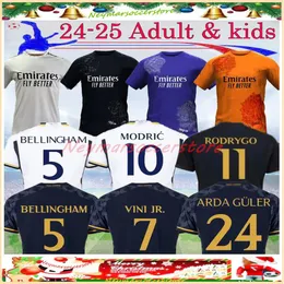 24/25 Bellingham Vini Jr Futbol Formaları Mbappe Tchouameni 2024 2025 Futbol Gömlek Real Madrids Camavinga Rodrygo Modric Camisetas Erkekler Çocuk Kit üniformaları