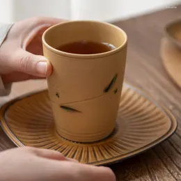 Tassen Untertassen hoher ästhetischer geschnitzter Tee Eleganter Keramikwasserbecher für Haushaltsnutzung Tisane Brewing und Trinkbehälter