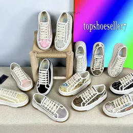 Scarpette Scarpe Descrizione 1977 Sneaker Designer Tessuto di lusso Scarpe spesse Women Women Cash Shoes Casual Letter G Low Top Letter G Highquality Beige Ebony Canvas Tennis Shoe