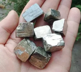 Cały 100 g naturalny żelazny pirytowe kamienie minerały i kamienie spadły szorstki próbek kamienia szlachetnego leczenie 3620824