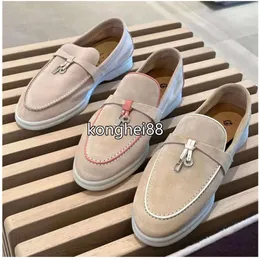 Takılar Moccasins Yürüyüş Lüks Tasarımcı Ayakkabı Günlük Ayakkabı Loafer Erkek Kadınlar LP Ayakkabı Yaz Kid Shoe Lady Düz Açık Açık Sabah Deri Elbise Tenis Ayakkabı 34-39