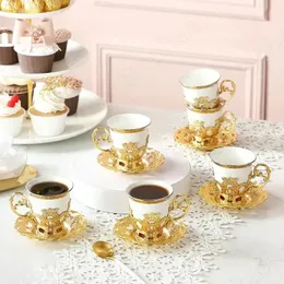 Ramadan Golden Border Turkish Cups Turkish Cups European Classical Plating Ceramic e Saucer Set Tè pomeridiano 240510