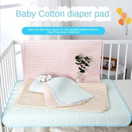 Changing Pads Covers Folding baby diaper replacement pad waterproof newborn diaper pad portable baby diaper replacement table durable baby diapers Y240518