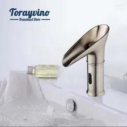 الحمام الحمام صنبور Torayvino Mitigeur Lavabo Salle de Bain LED التعريفي الصنبور الحديثة مصبوبة بالنيكل صنابير الخلاط البارد الصنبور
