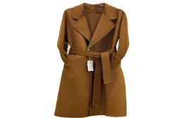 Роскошные женские дизайнерские дизайнерские продукты из смешанной куртки осень и зимние женские женские шерсти.