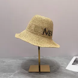 Mektup Nakış Kovası Şapka Kadın Plaj Şapkaları Sıradan Lüks Kapa Tasarımcı Şapka Çim Dokuma Vizörleri Kapaklar Yaz Erkekler Balıkçı'nın Şapkaları Beanie Beyzbol Kapakları