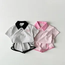 Лето в корейском стиле мальчики для мальчиков 2pcs полосатые наряды хлопковые рубашки детские девочки повседневная свободная рубашка поло.