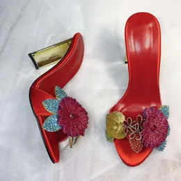 Kadın bayanlar 2024 gerçek gerçek deri altın yüksek topuklu yaz sandaletleri çiçek parmak arası terlik slip-on gelinlik gladyatör seksi ayakkabılar payetli kumaş boyutu 90c8