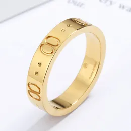 Doppi lettere designer Ring PER WOMEN UOMINO Fascificatori coppia Ring Silver Gold Gold Gold Luxury Giove di alta qualità amanti Rin 2753