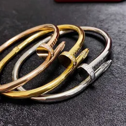 Designer Jewelery Nail Bracelet diamonds embellished for women men wedding Luxury brand Valentines Day gift Multi style Size 16 17 18 19 with box