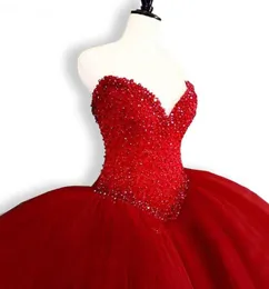 Puffy quinceanera klänningar 2019 älskling topp pärlor söta 16 bollklänningar röd quinceanera klänning 15 år födelsedagsfest klänningar3568954