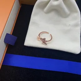 Extravagant kärlek ring guld silver rose rostfritt stål mässing bokstäver diamant ringer kvinnor män bröllop1