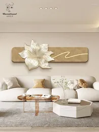 Dekorativa figurer vardagsrum Hallväggdekoration Lyxig modern kreativ blomma målning med LED SOFA Bakgrund Pendant Gift