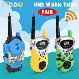 2pcs Çocuk Walkie Talkie 50 metre menzil UHF kablosuz bağlı telli tişört çocuk cep telefonu ebeveynleri çocuk oyuncakları 240517