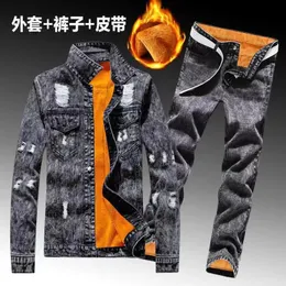 Wintermänner Fleece Futter dick warmes Jeans zweisteuelischer Set Slim Fit Cowbody Jacket Jeans Anzug Ladungssets 240507