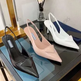 Scarpe eleganti triangoli estivi sandali in pelle spazzolati scarpe per donne slingback pompe calzature di lusso da donna con tacchi alti festeggiamenti aaaaa