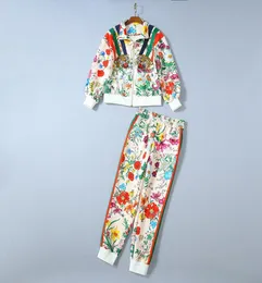Autumn 2019 Nowe europejskie i amerykańskie kobiety 039S noszą haftowany tygrys z wydrukowanym z długim rękawem Dziewięć minut spodni moda S1003107