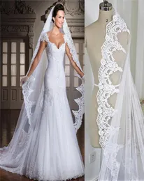 Vintage Long Bridal Veil Wedding Accessoires Veils Velos de Novia Whiteivory 3M Kathedrale Länge Spitzenkante Hochzeitsschleier mit Comb7497898