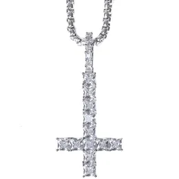 LUXTA Upside Down Crosses Necklace Reverse Cross Pendant High Quality Square Stones Hiphop Fit Jewelry 240515