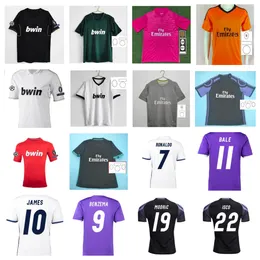 레알 마드리드 레트로 축구 유니폼 결승 축구 셔츠 11 12 13 14 15 16 17 18 Benzema Ronaldo Kaka Zidane Sergio Ramos Modric Bale Vintage Shirt