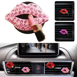 車のエアアウトレットクリップダイヤモンド赤い唇クリップ香水香りのアクセサリーインテリアフレッシュナーアロマA O2x6
